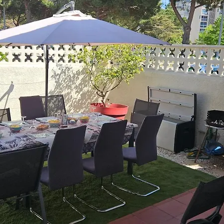Maison Au Port De Cyprien Дом отдыха *